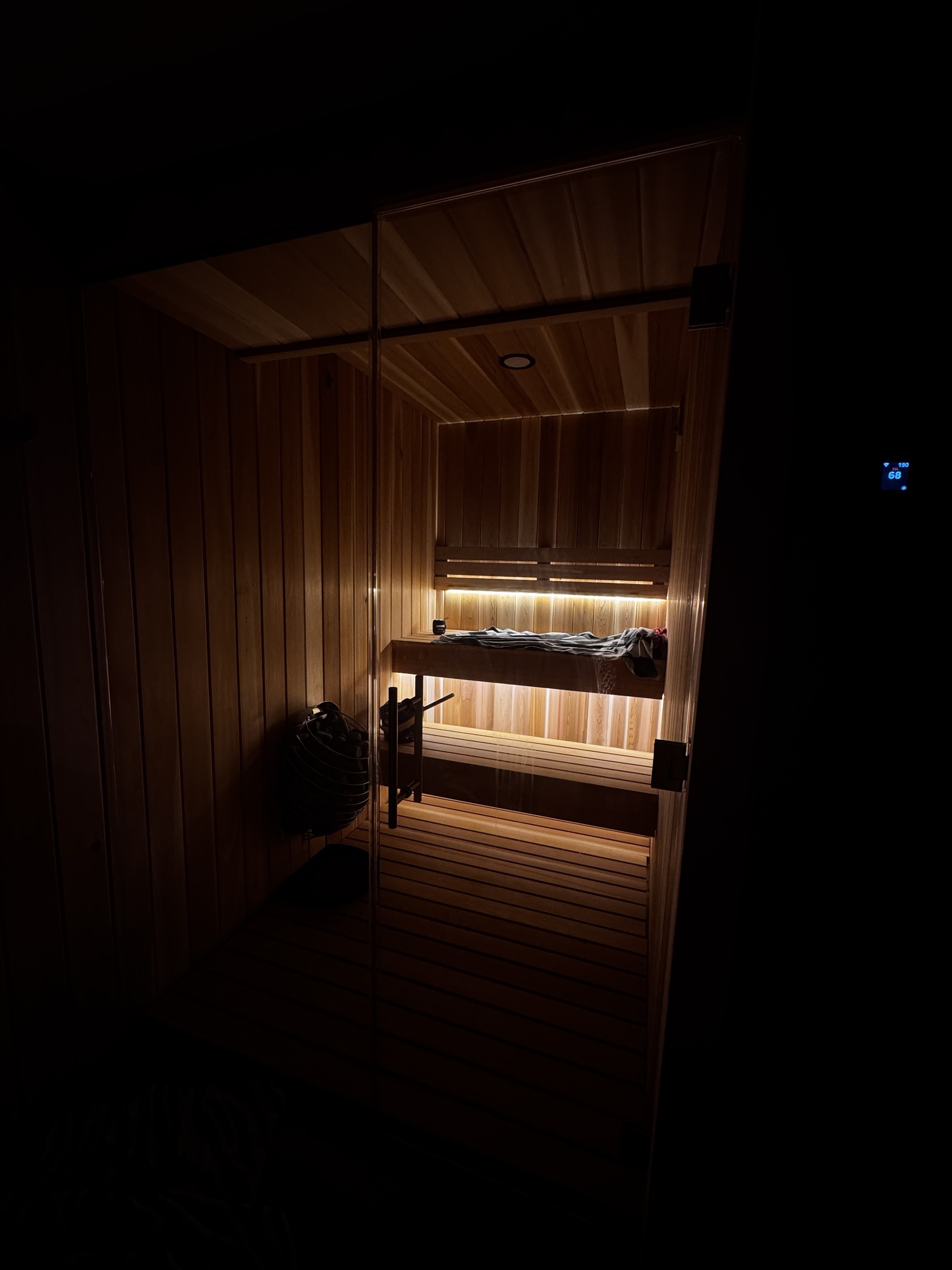 Jericho Private Estate cedar sauna